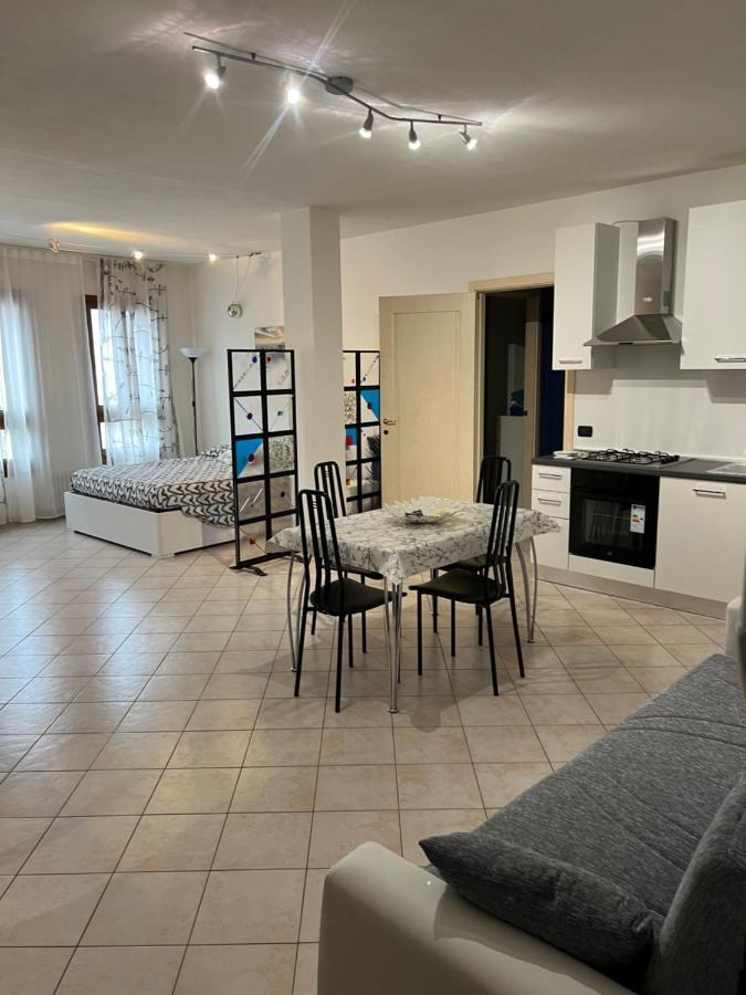 Patrizia Apartement Кьоджа Экстерьер фото